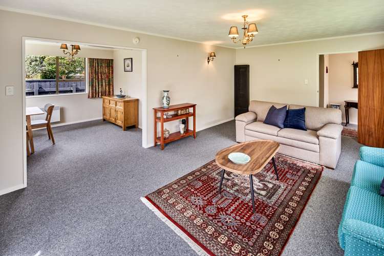 19b Totara Crescent Woburn_5