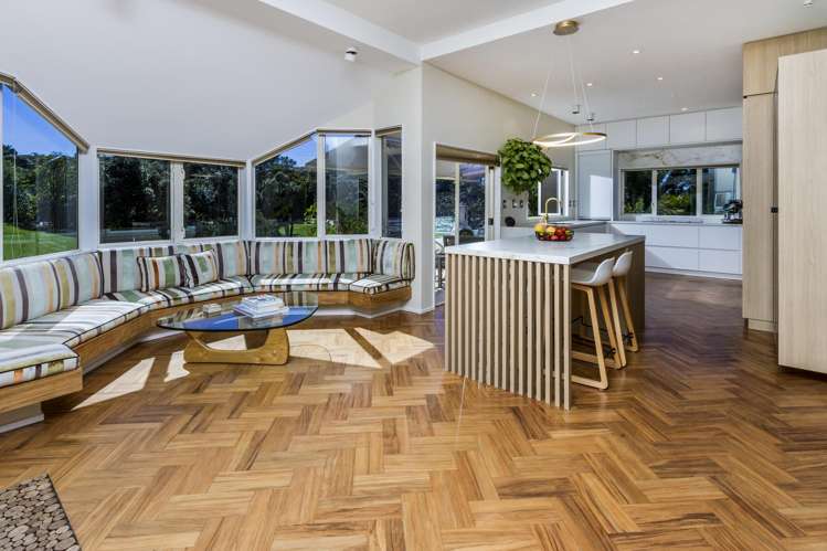 9a The Esplanade Castor Bay_4