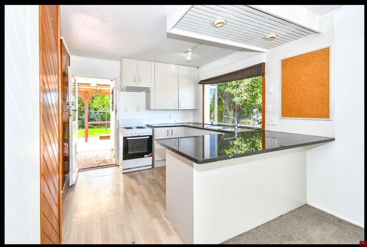 12 Damian Way Auckland - Manukau_6