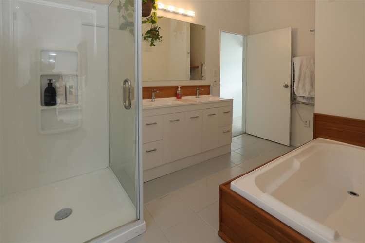 90 Okareka Loop Road Lake Okareka_14