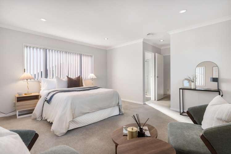 57 Rogan Street Hillsborough_12