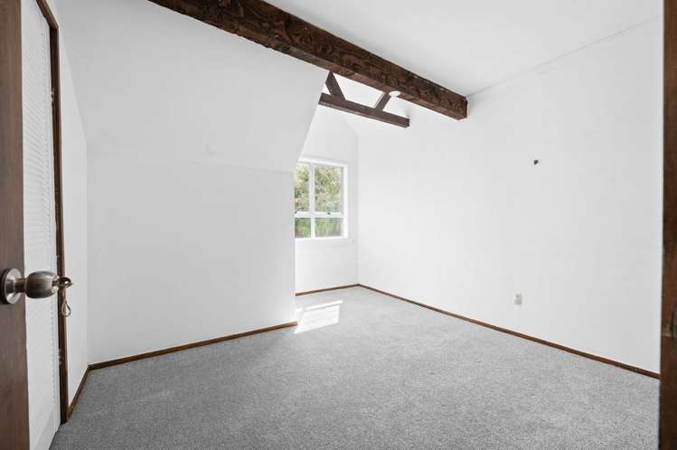 16 Knighton Road Hillcrest_12