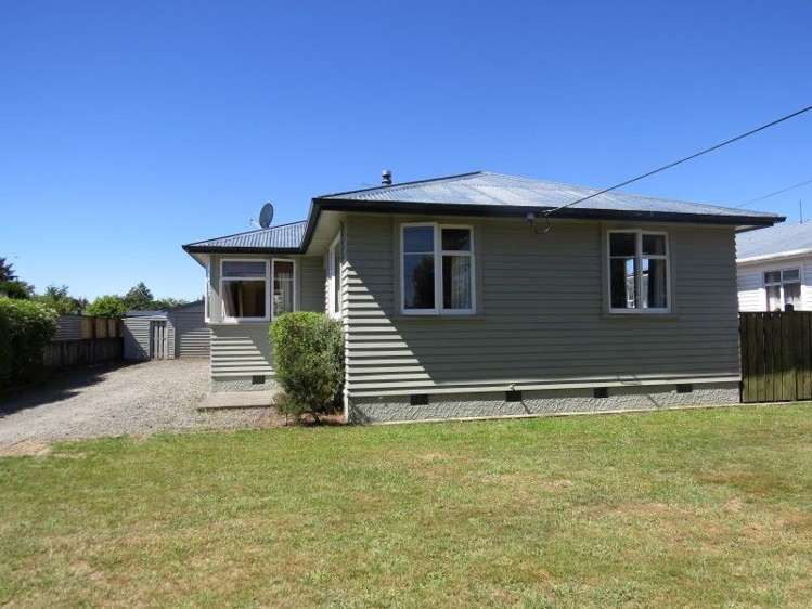 16 Costley Street Carterton_11