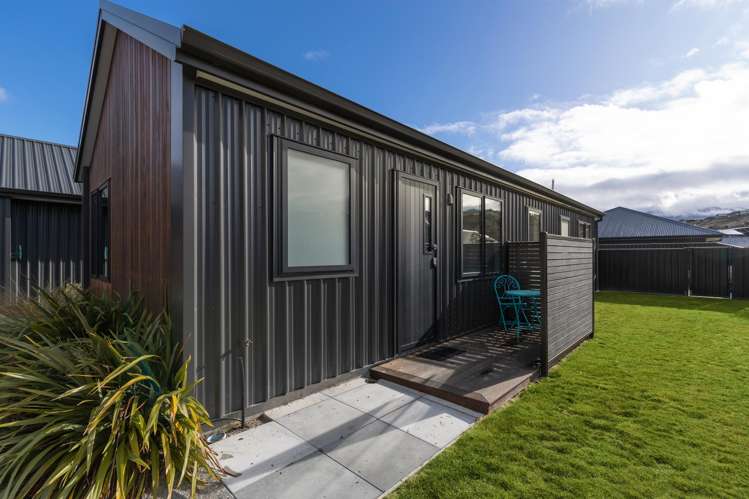 12 Regent Street Lower Shotover_19