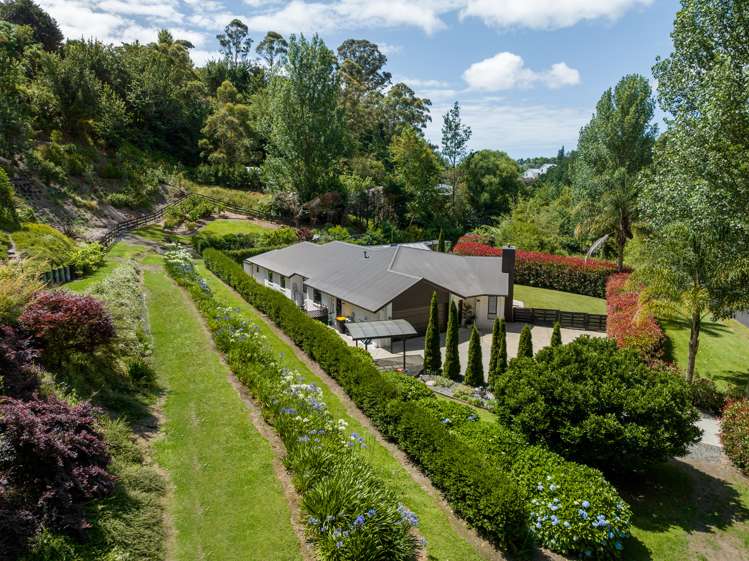 9r Pengary Lane Pyes Pa_19