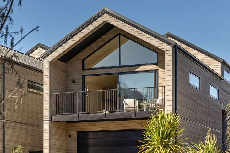 B/45 McAdam Drive Jacks Point_29