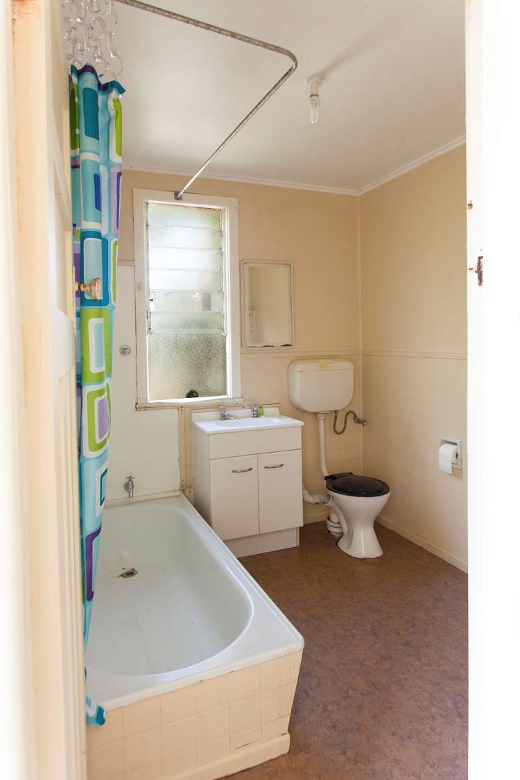 8 Mewburn Avenue Mount Eden_15