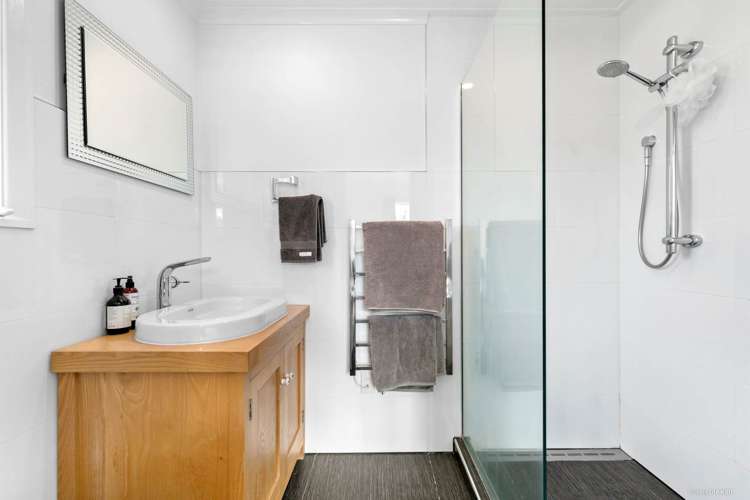 21b Oak Street Royal Oak_10