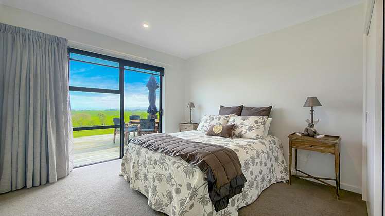 59 Pine Road Lichfield_13