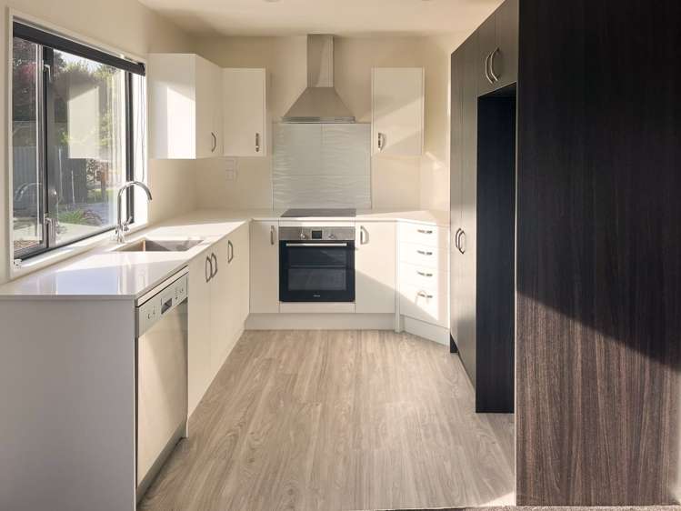 1/9 Raupo Street Bromley_1