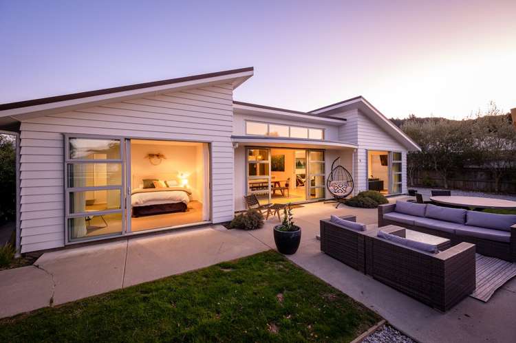 15 Hunt Place Albert Town_0