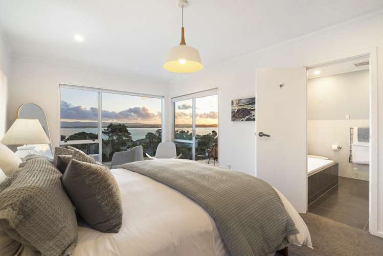 1/106 Island Bay Road Beach Haven_24
