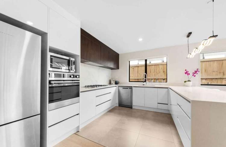 2C Grandison Crescent New Lynn_4