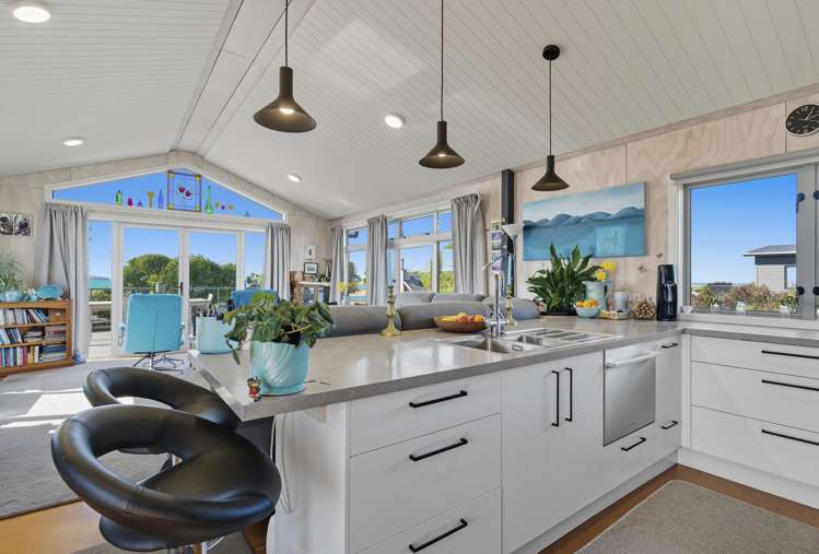 123 & 125 Stornoway Street Karitane_8