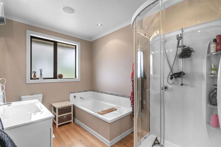 12 Wilcox Road Seaward Bush_10