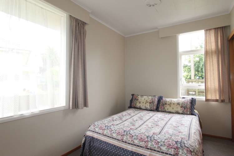 5 Duke Street Pahiatua_7