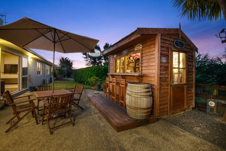 240 Three Oaks Drive Dairy Flat_5