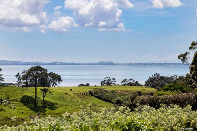 459 Grahams Beach Road Awhitu_22