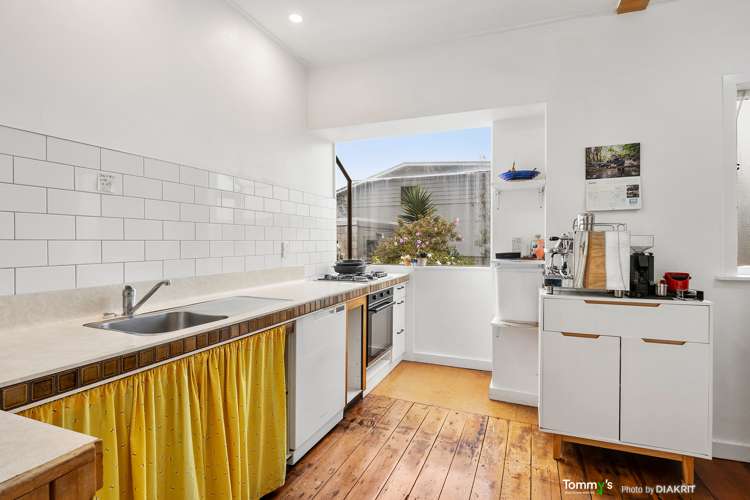 183a Sutherland Road Lyall Bay_5