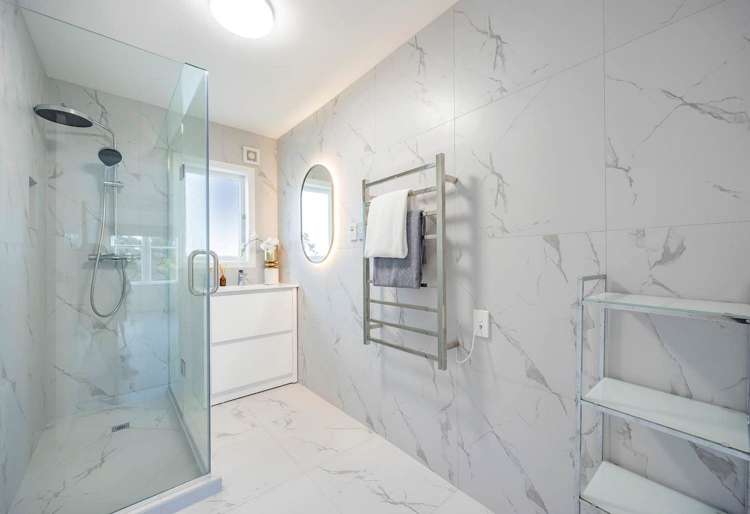 23 Korotaha Terrace Rothesay Bay_9