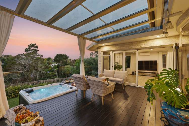 22 Windfall Grove Greenhithe_21