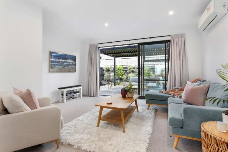 57 William Wallbank Crescent Swanson_3