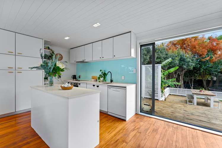 34 Muriwai Road Waimauku_10