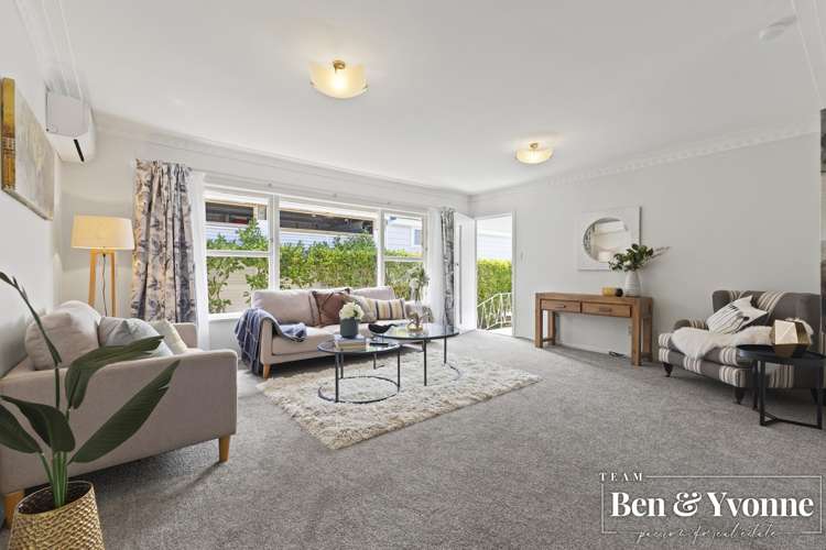 2/12 Robert Street Ellerslie_1