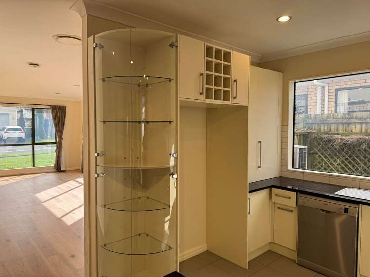 3 Askerne Drive Flat Bush_5