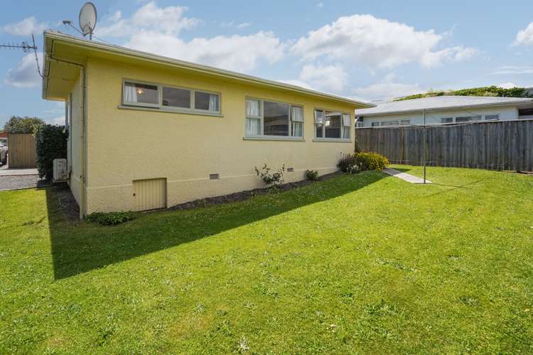 2/7 Lichfield Street Stoke_14