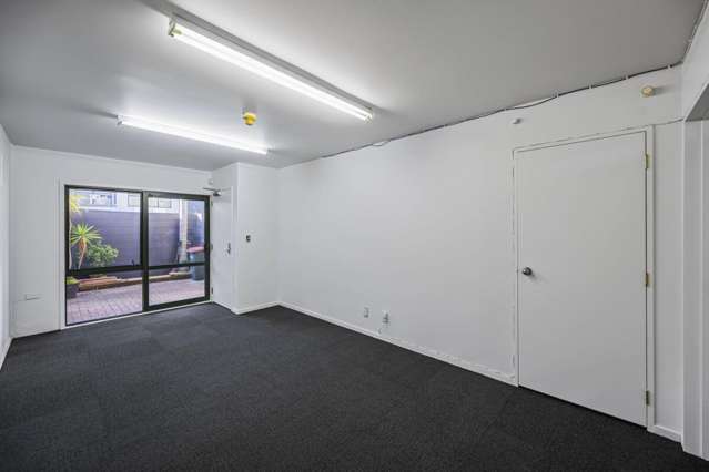 7/7 Torrens Road Burswood_4