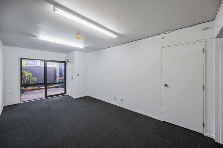 7/7 Torrens Road_4