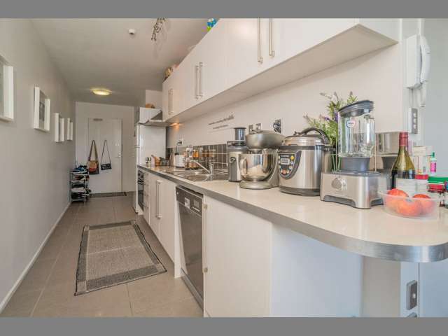 406/121 Newton Road 10021_4