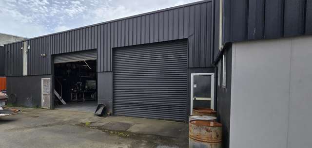 Storage unit/workshop for lease