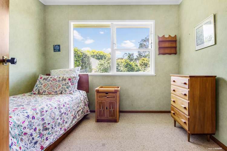 72 Divich Avenue Te Atatu South_11