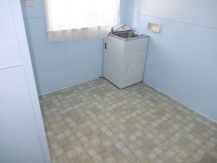 10 Seddon Street Takaro_13