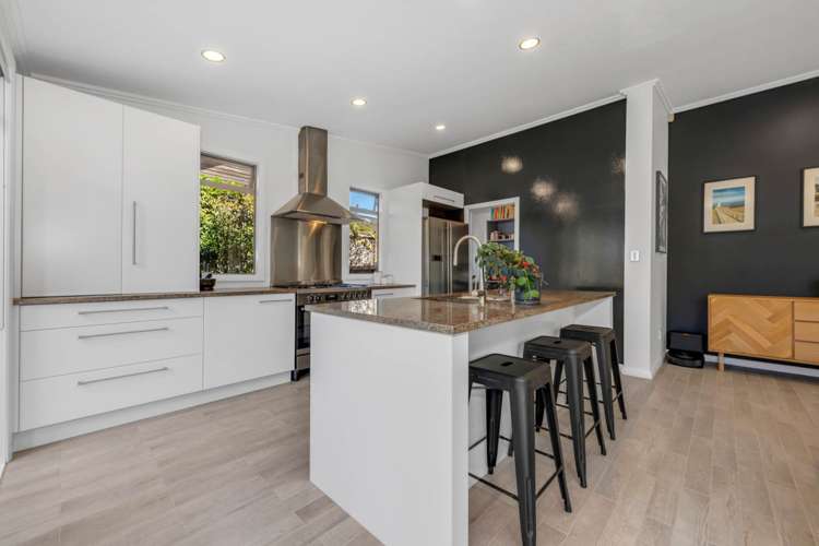 41 Intrepid Crescent Beachlands_22