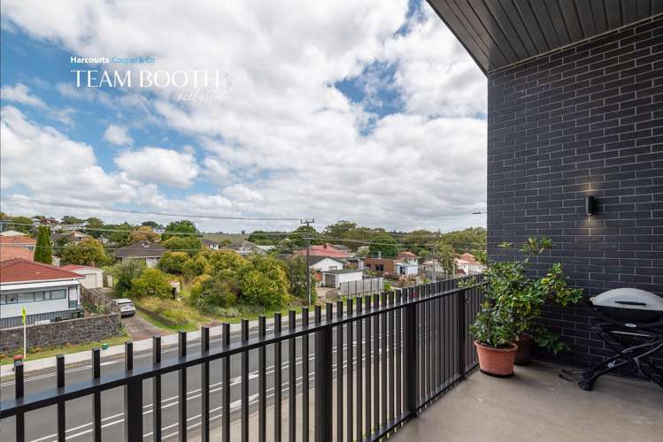 202/165 Lake Road Northcote_5