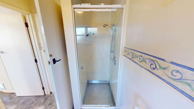 5 Caversham Road 1237_13