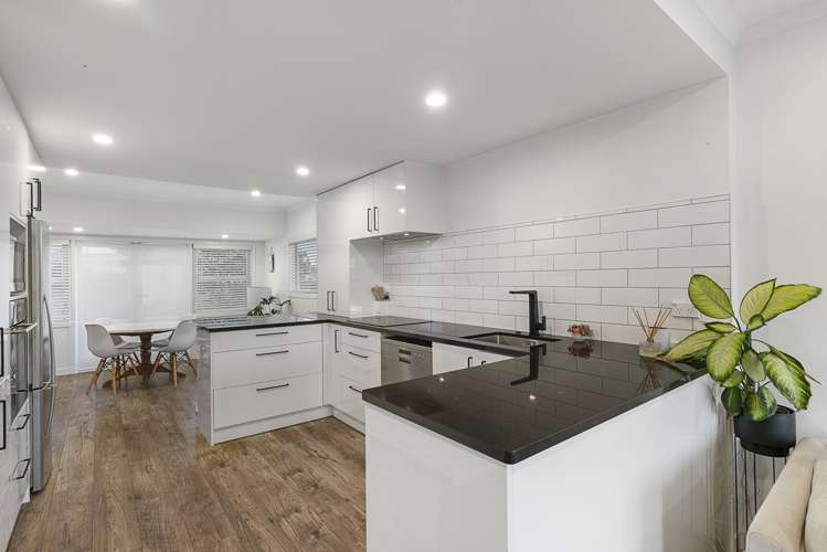 66 Howe Street Howick_17