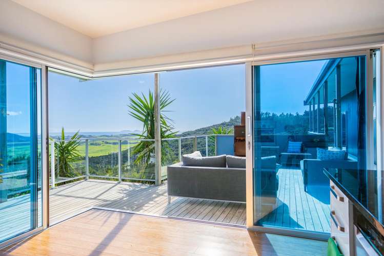 83 Rarangi Heights Parua Bay_11