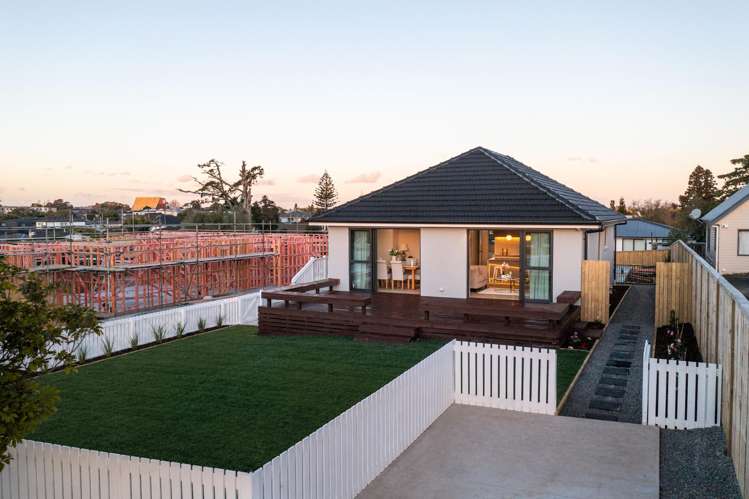 57 Taioma Crescent Te Atatu Peninsula_26