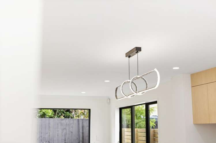 113 Beach Road Te Atatu Peninsula_17