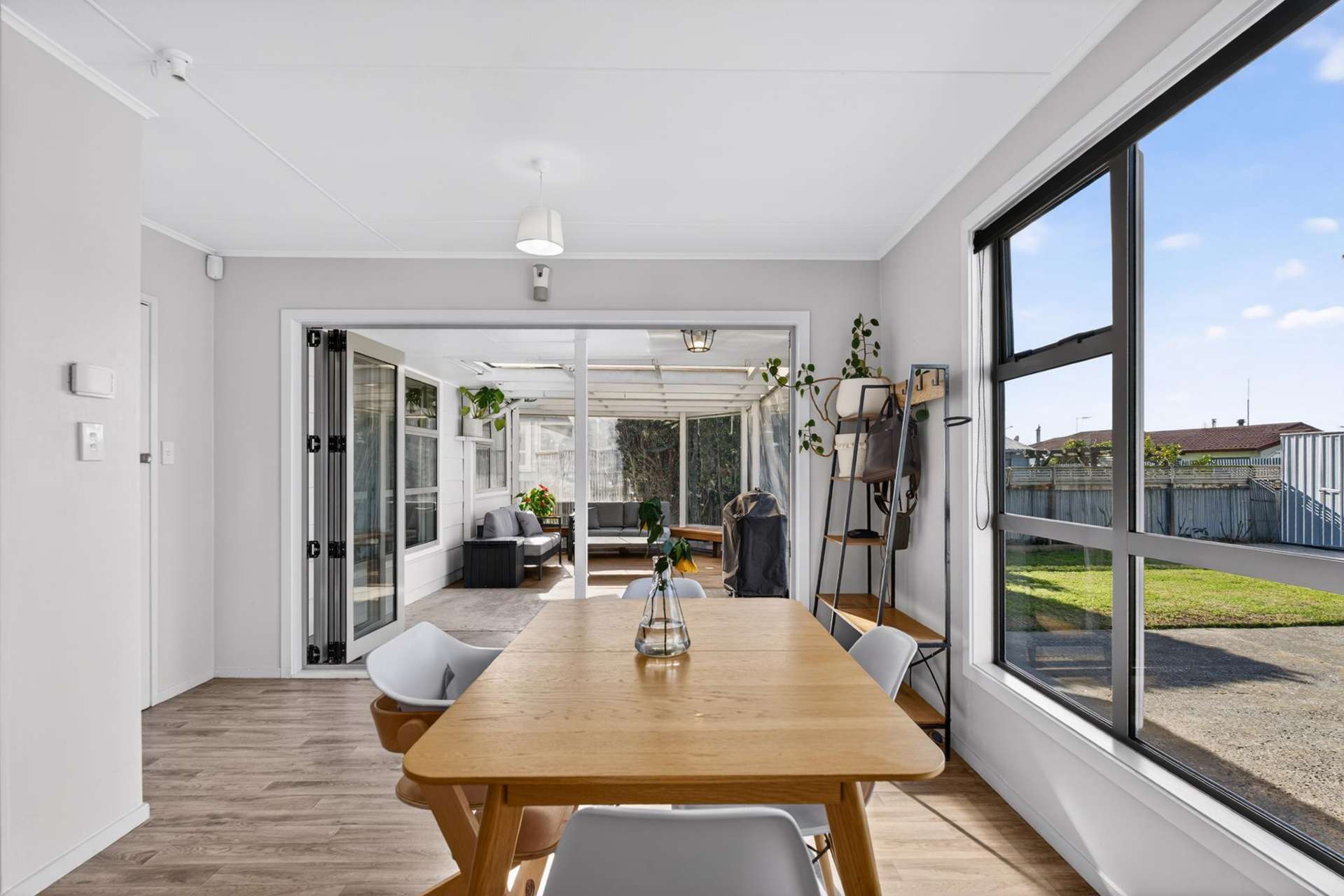 313 Westminster Avenue Tamatea_0