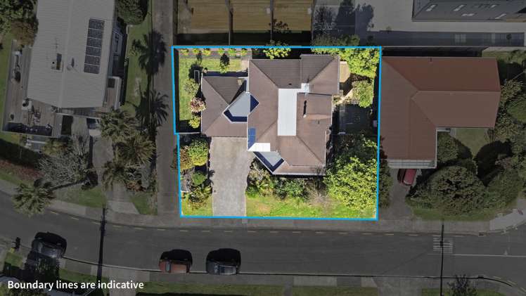 3 Martin Crescent Northcote_17