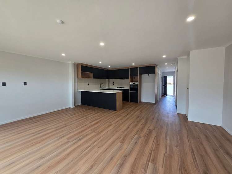 2 Woolfield Road Papatoetoe_12