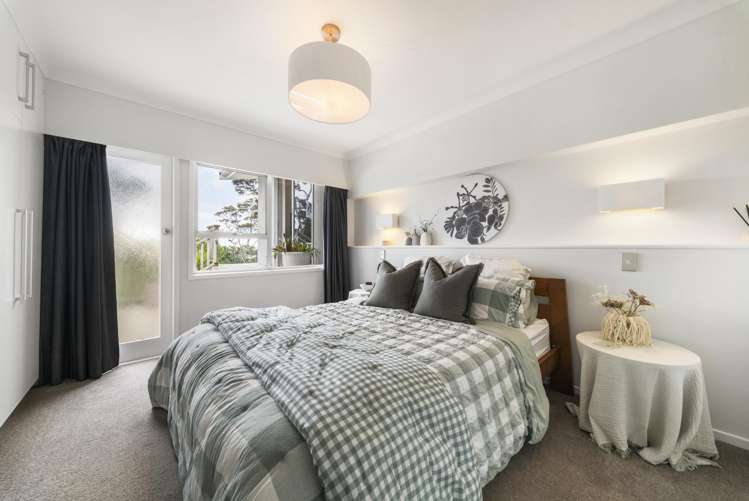 88 Scenic Drive Titirangi_16