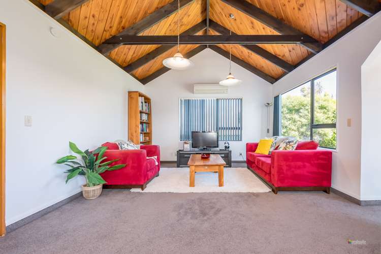 12b Fuller Grove Woburn_7