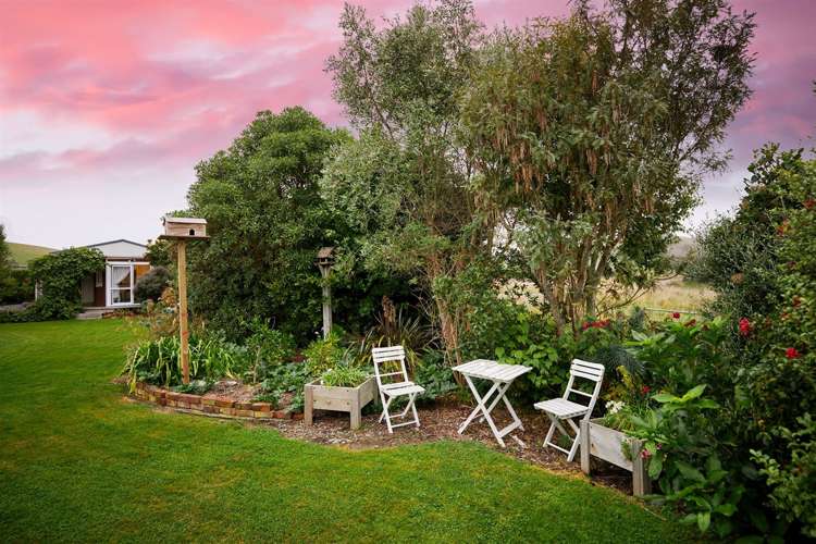 136 Ludstone Road Kaikoura_35