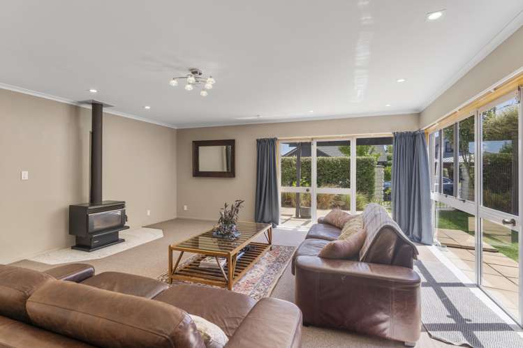 34 Townshend Crescent_3